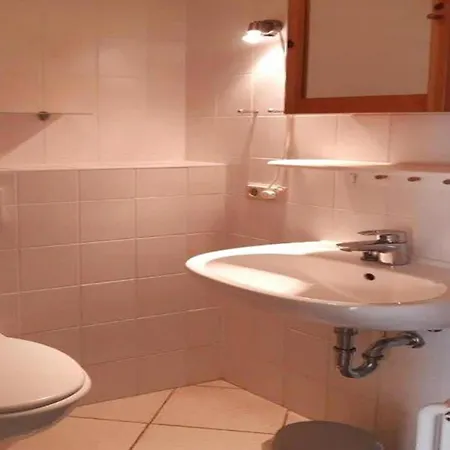 Blaues Haus, Putbus, Cleaning Included Apartamento